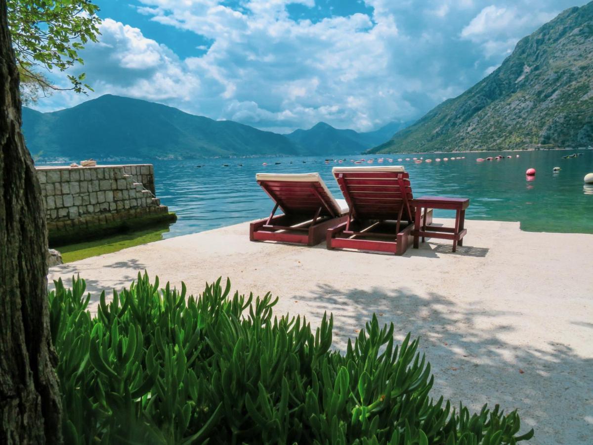 Mareta Loft Apartment Kotor Exterior photo