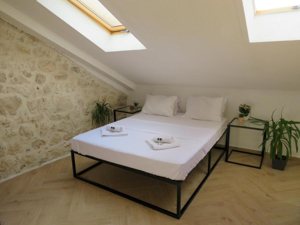 Mareta Loft Apartment Kotor Exterior photo